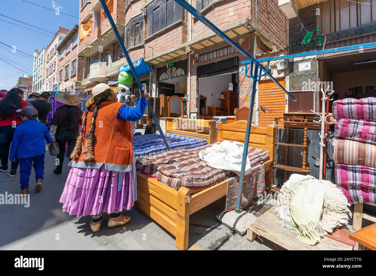 Bolivia la Paz letti e materassi in vendita al mercato Foto Stock