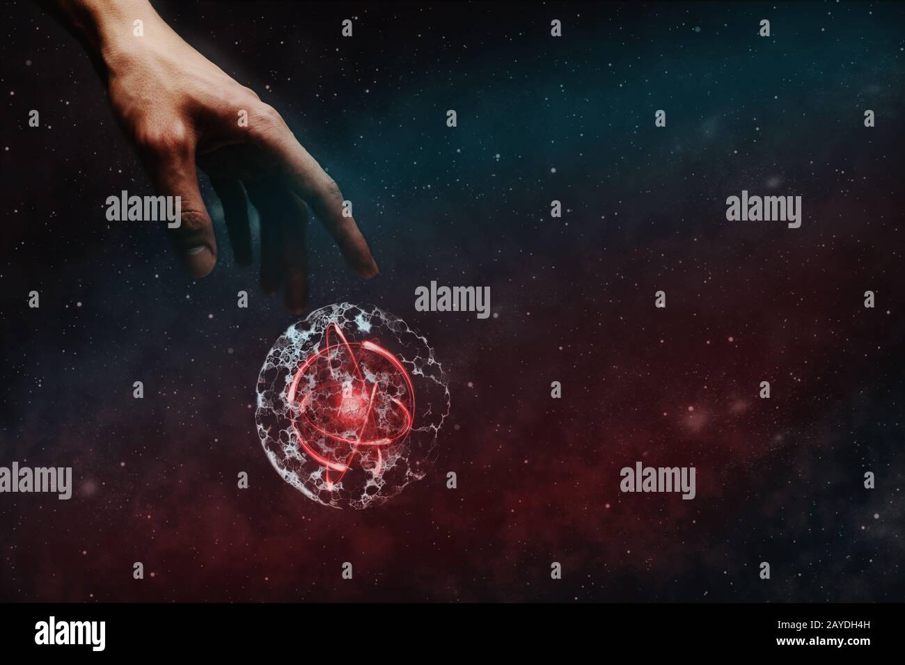 L'indice umano tocca la divisione cellulare. Polvere nebulosa in spazio infinito. Supporti misti. Foto Stock