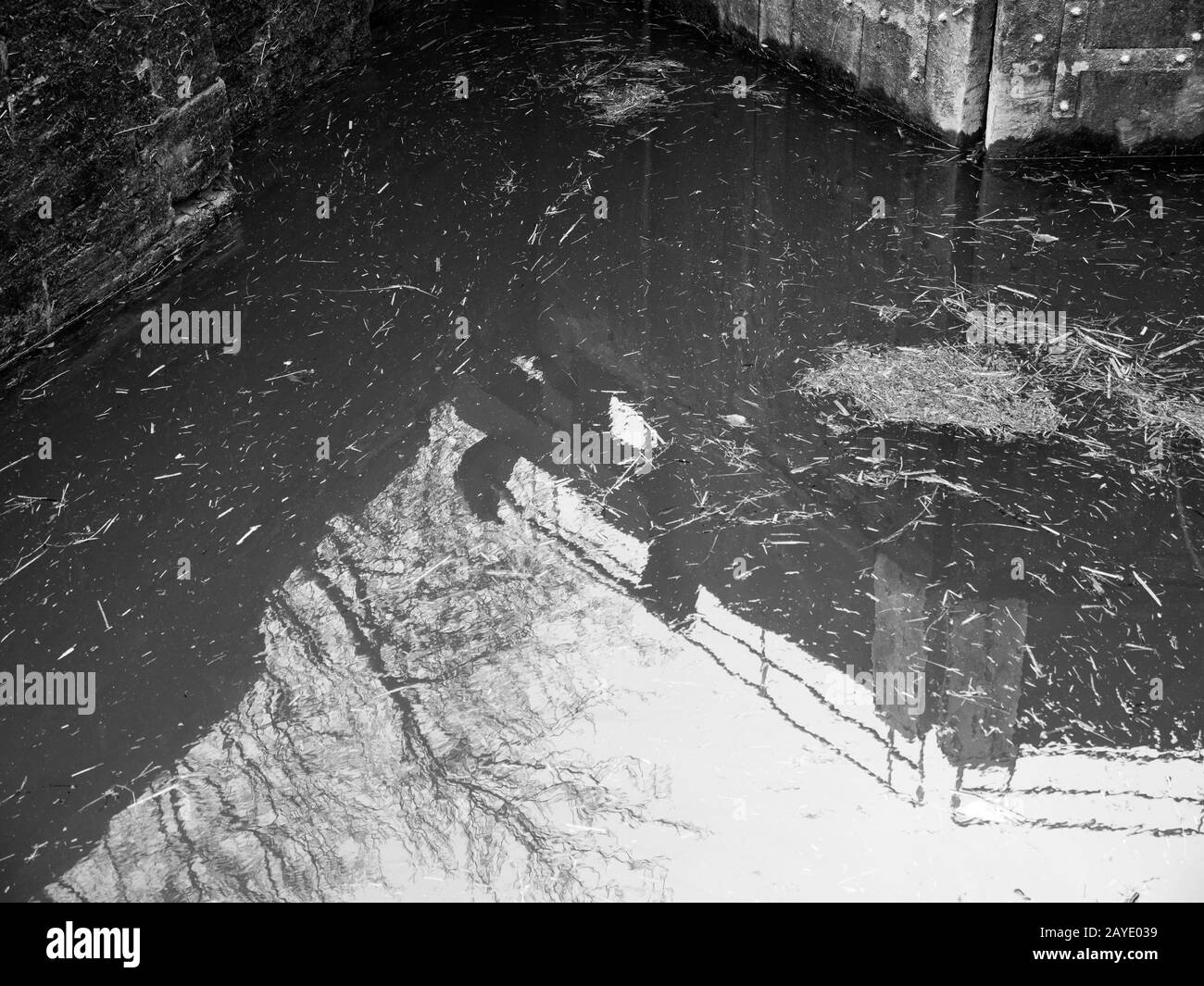 Fotografia in bianco e nero di Hungerford Lock, Kennet e Avon Canal, Berkshire, Inghilterra, Regno Unito, GB. Foto Stock
