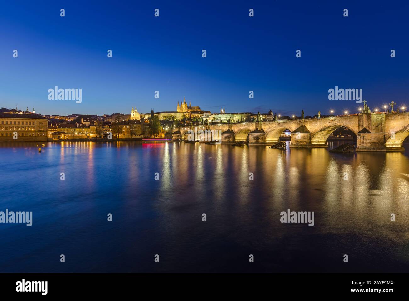 Il Ponte Carlo a Praga - Repubblica Ceca Foto Stock