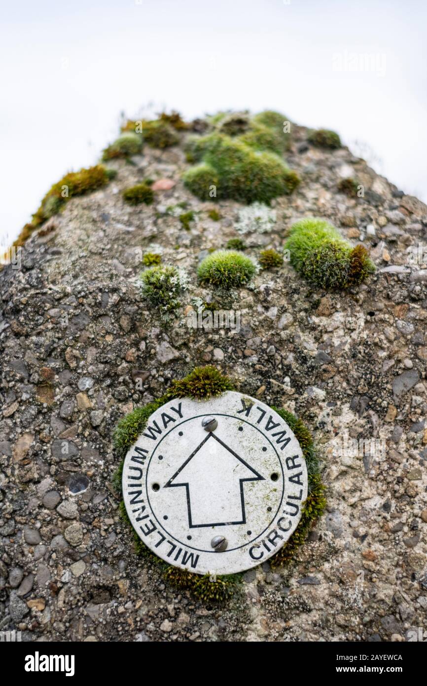Millennium Way Sign On Thornton Moor, Bradford, West Yorkshire, Regno Unito Foto Stock