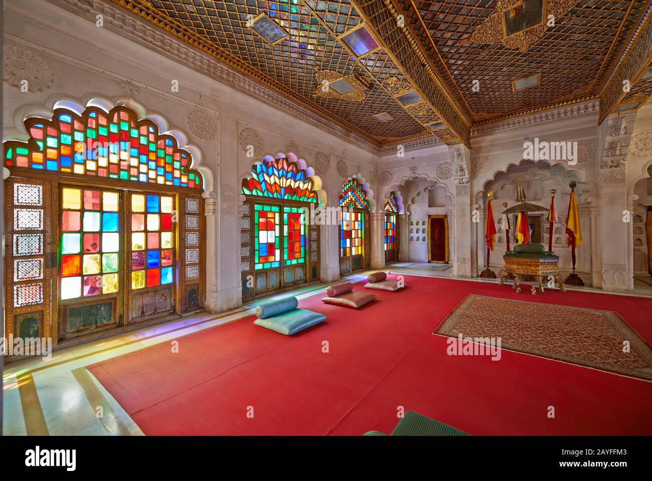 Interno shot di Mehrangarh bella decorato Fort, Jodhpur, Rajasthan, India Foto Stock