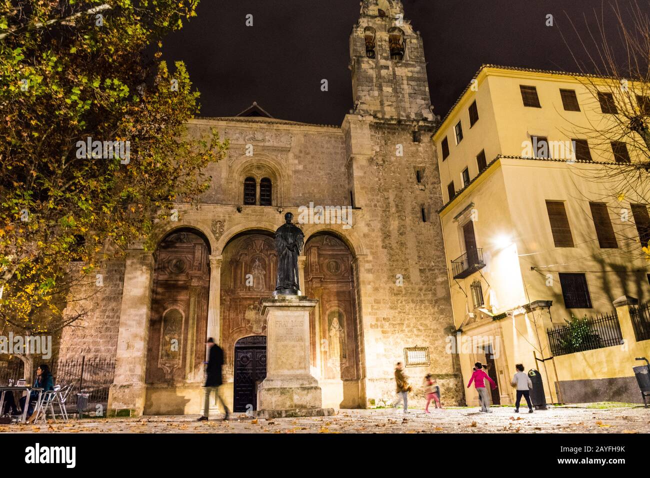 Granada, Spagna. Plaza de Santo Domingo di notte. Foto Stock
