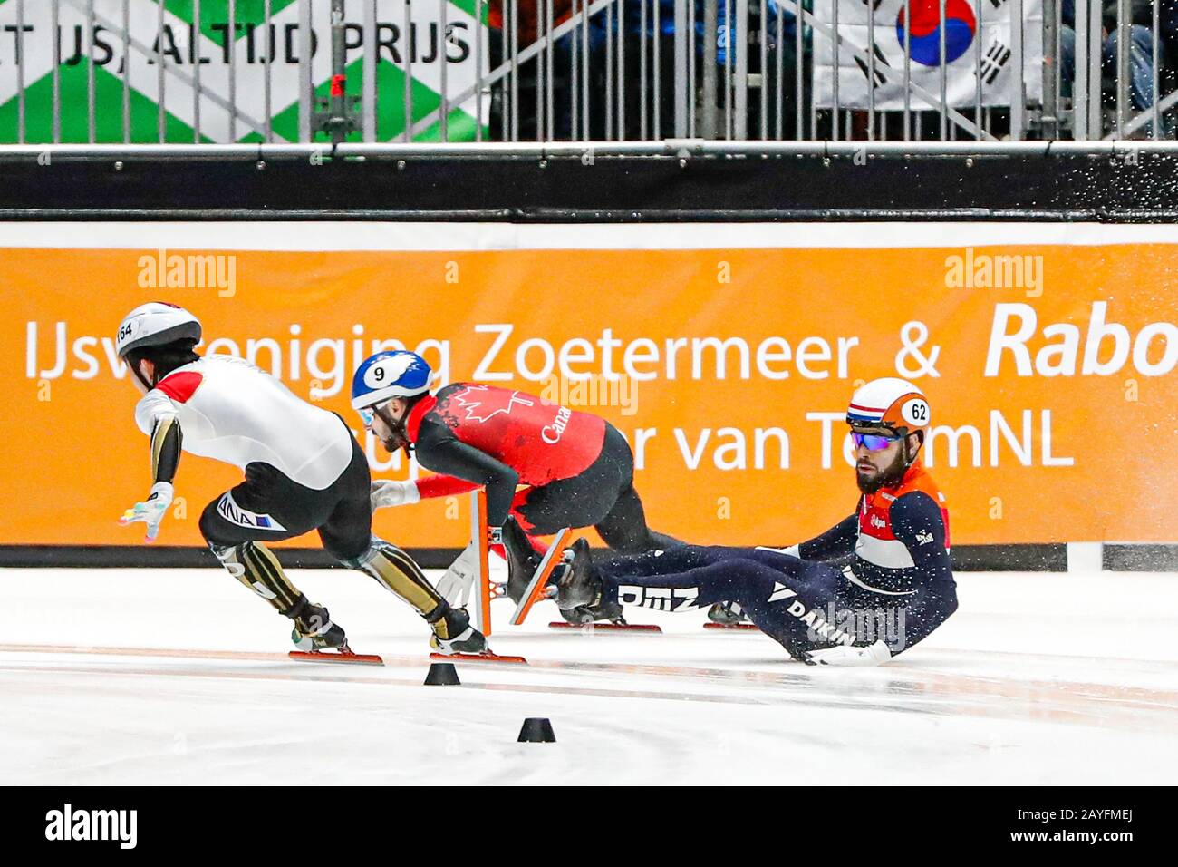 Dordrecht, Paesi Bassi. 15th Feb, 2020. Dordrecht, 15-02-2020, Sportboulevard Dordrecht, short track, Men 1500m semi finales, Sjinkie Knegt NED durante la Coppa del mondo ISU Short Track. Credito: Pro Shots/Alamy Live News Foto Stock