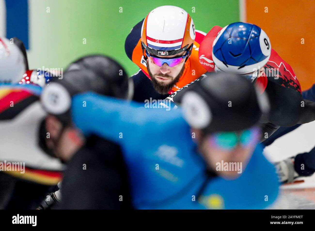 Dordrecht, Paesi Bassi. 15th Feb, 2020. Dordrecht, 15-02-2020, Sportboulevard Dordrecht, short track, Men 1500m semi finales, Sjinkie Knegt NED durante la Coppa del mondo ISU Short Track. Credito: Pro Shots/Alamy Live News Foto Stock