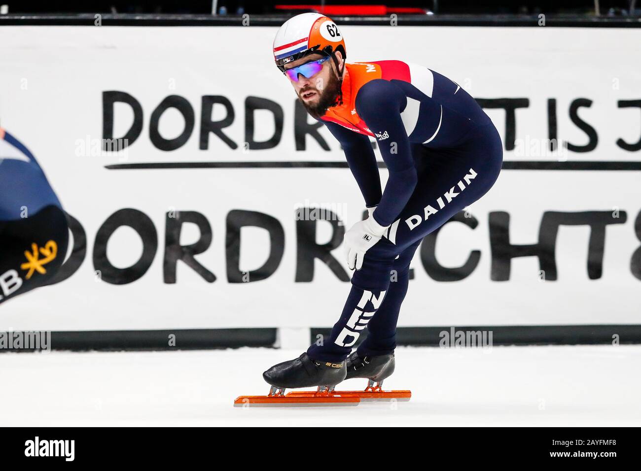 Dordrecht, Paesi Bassi. 15th Feb, 2020. Dordrecht, 15-02-2020, Sportboulevard Dordrecht, short track, Men 1500m semi finales, Sjinkie Knegt NED durante la Coppa del mondo ISU Short Track. Credito: Pro Shots/Alamy Live News Foto Stock