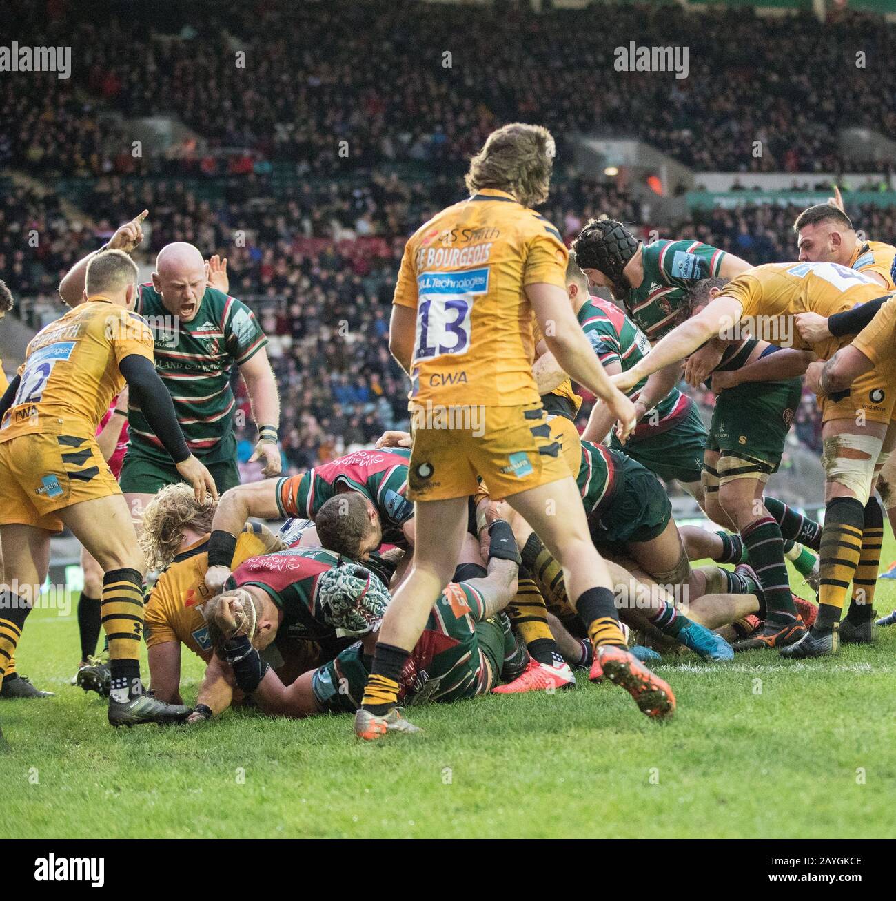 15.2.2020 Leicester, Inghilterra. Rugby Union. Greg Bateman segna per Tigers durante la partita della Gallagher Premiership round 9 disputata tra Leicester Tigers e Wasps rfc al Welford Road Stadium di Leicester. © Phil Hutchinson/Alamy Live News Foto Stock