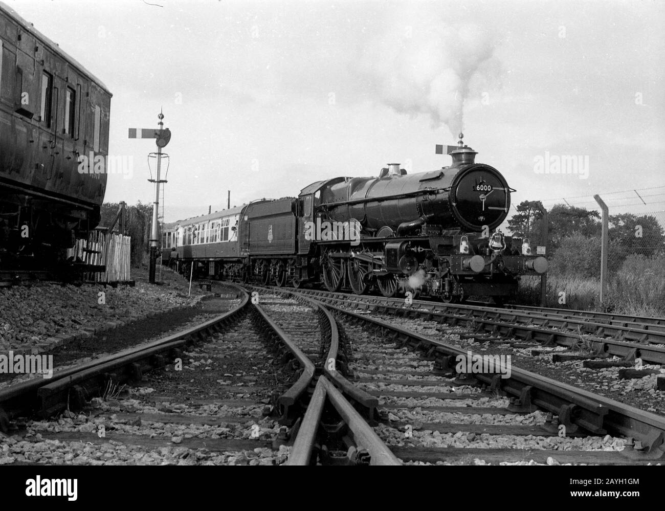 Grande ferrovia occidentale locomotiva a vapore re George V a Didcot 1969 Foto Stock