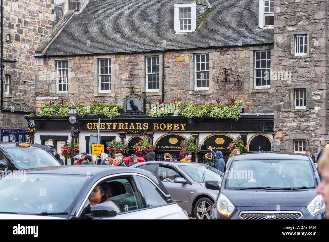 Edimburgo, Scozia, agosto 18th 2019.GREYFRIARS BOBBYS BAR.Greyfriars Bobby è stato uno Skye Terrier che guardia la tomba del suo proprietario per 14 anni Foto Stock