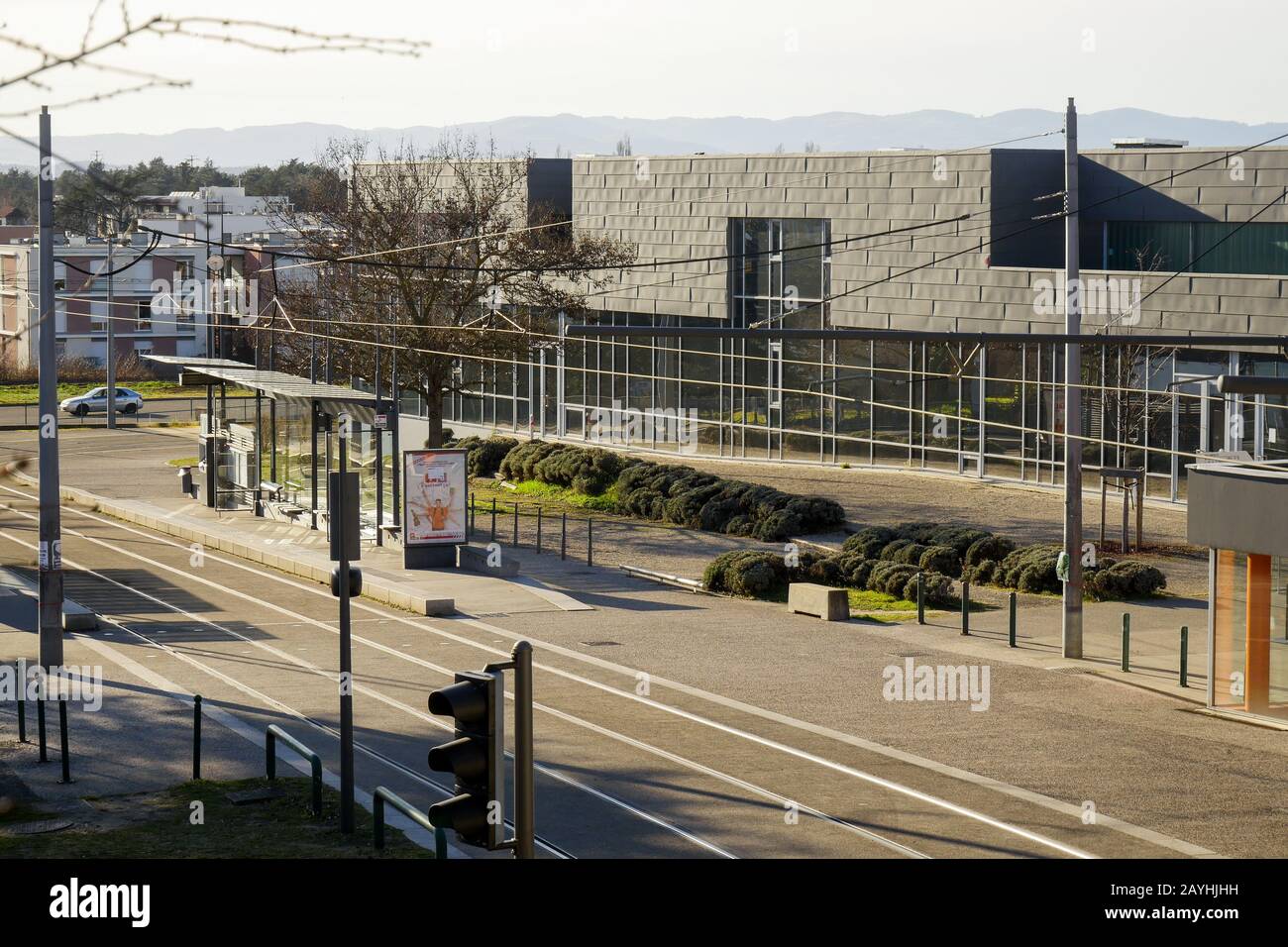 T2 stazione Tramway, Campus di Lione 2 Lumiere University, Bron, Francia Foto Stock