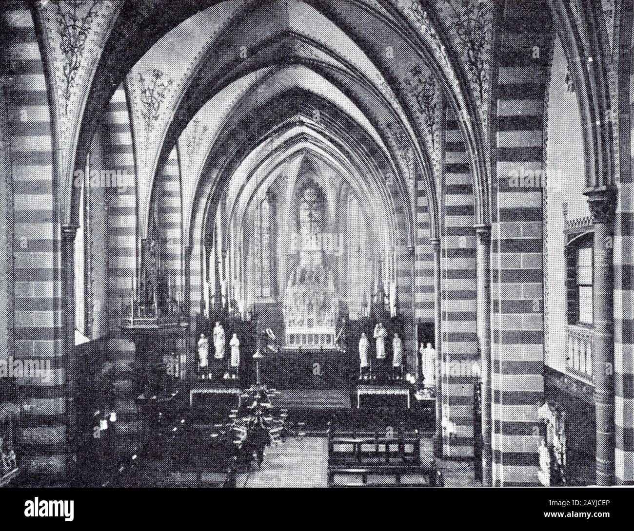 Franziskanerkloster an der Oststraße Ecke Immermannstraße in Düsseldorf, 1853 bis 1856, Klosterbruder Paschalis Gratze, Inneres der Franziskaner-Klosterkirche. Foto Stock