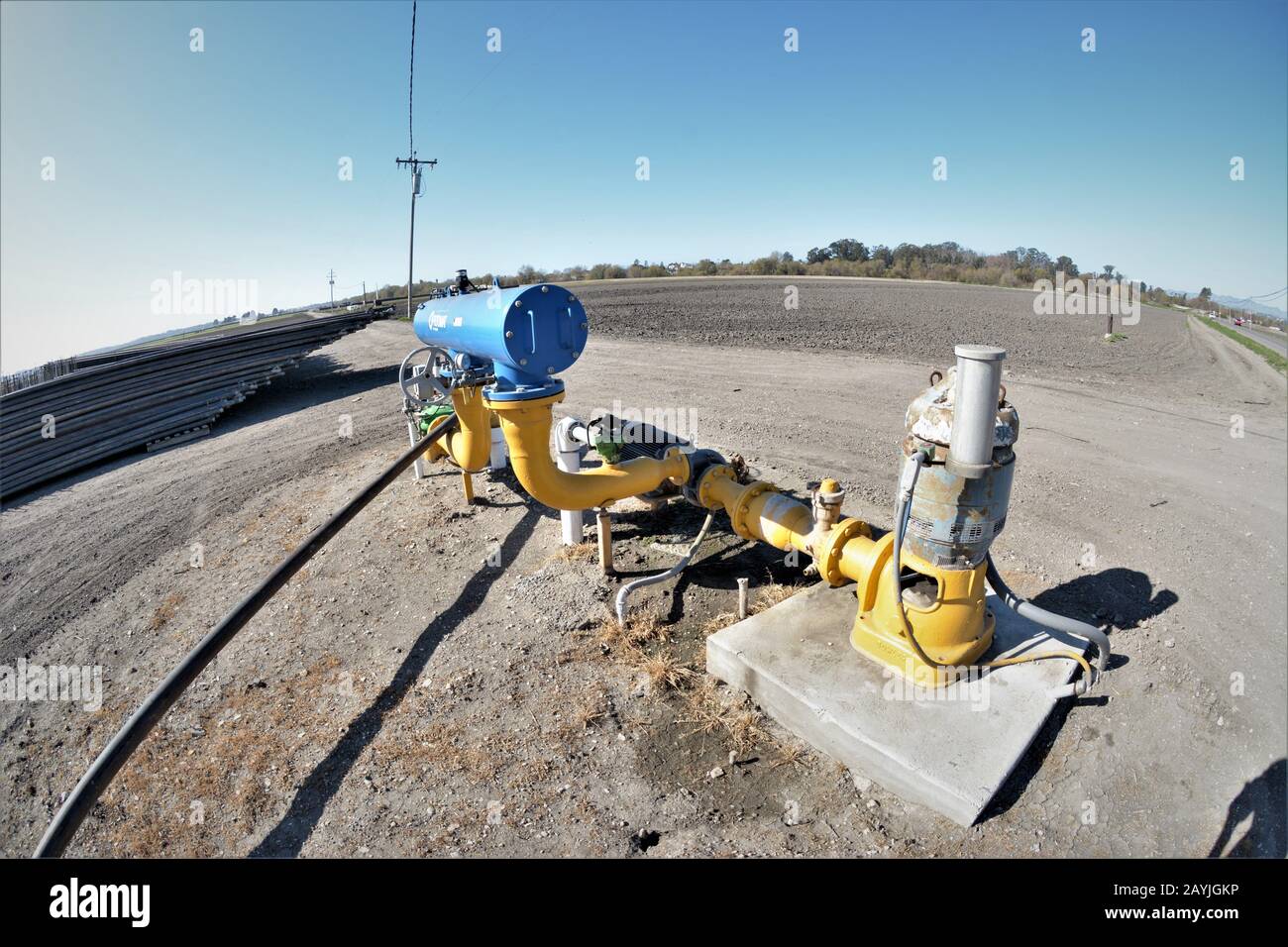 Firma sulla costruzione di dighe per l'acqua per la crescita di cibo reale per il popolo d'america, gli affari e il mondo nella Central Valley of California USA Foto Stock