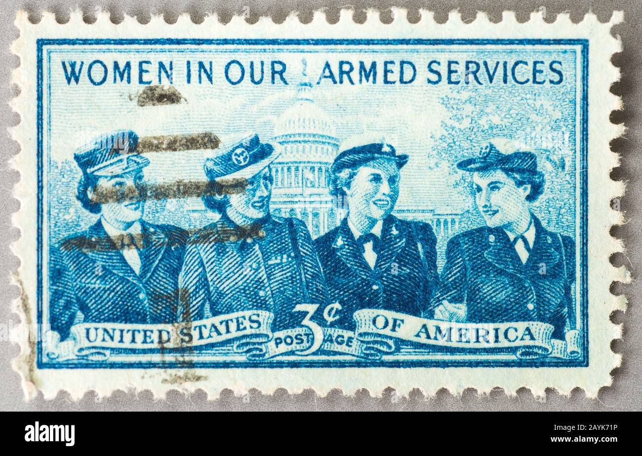 Un francobollo statunitense del 1952 in commemorazione dei servizi armati delle donne. Foto Stock