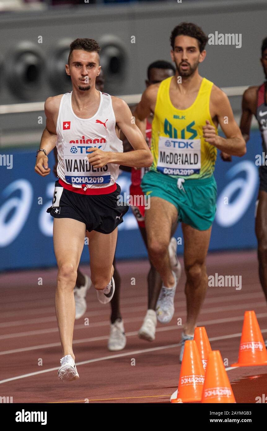 Doha - QATAR - 27 SETTEMBRE: Julien Wanders (sui) in gara nelle manche maschili 5000m durante il giorno uno dei campionati mondiali di atletica 17th di Doha 2019 Foto Stock
