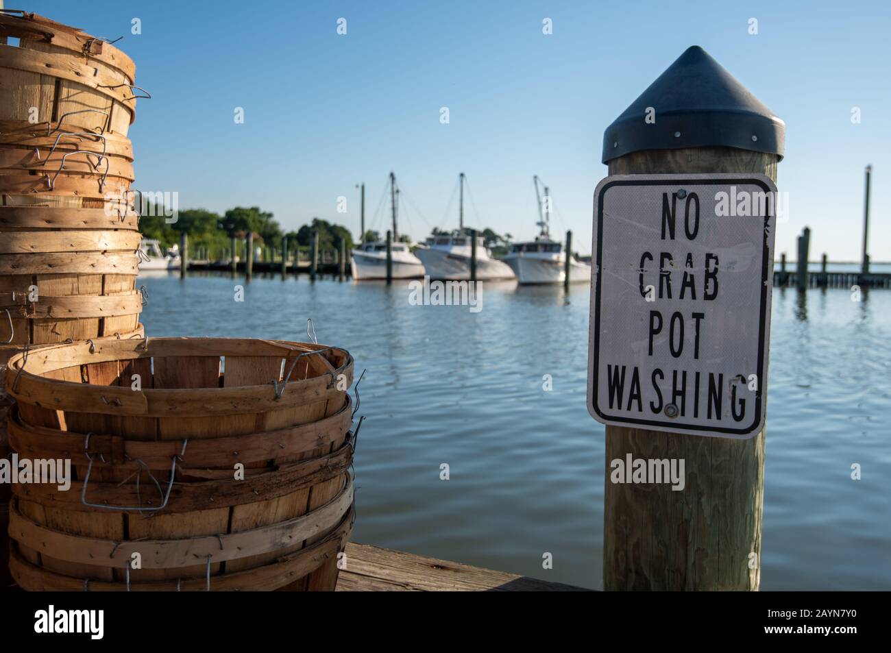 Cestini di bushel per i granchi blu del Maryland Foto Stock