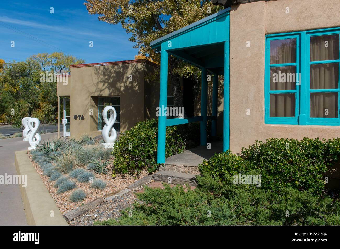 Gallerie d'arte lungo Canyon Road a Santa Fe, New Mexico. Foto Stock