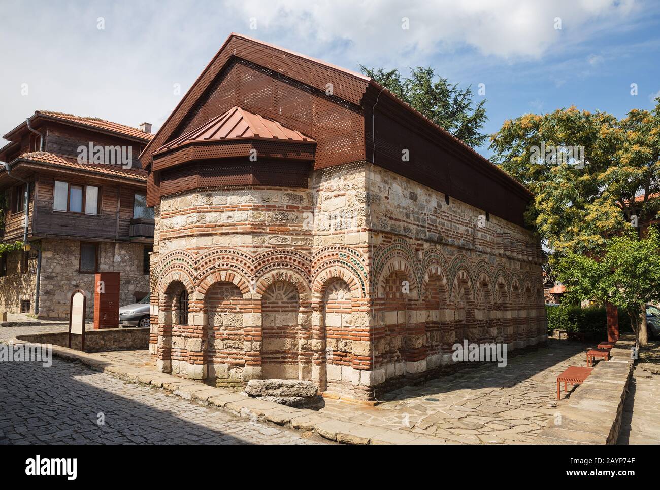 Antica chiesa di San Paraskeva nel centro storico di Nessebar, Bulgaria, Patrimonio dell'Umanità dell'UNESCO Foto Stock