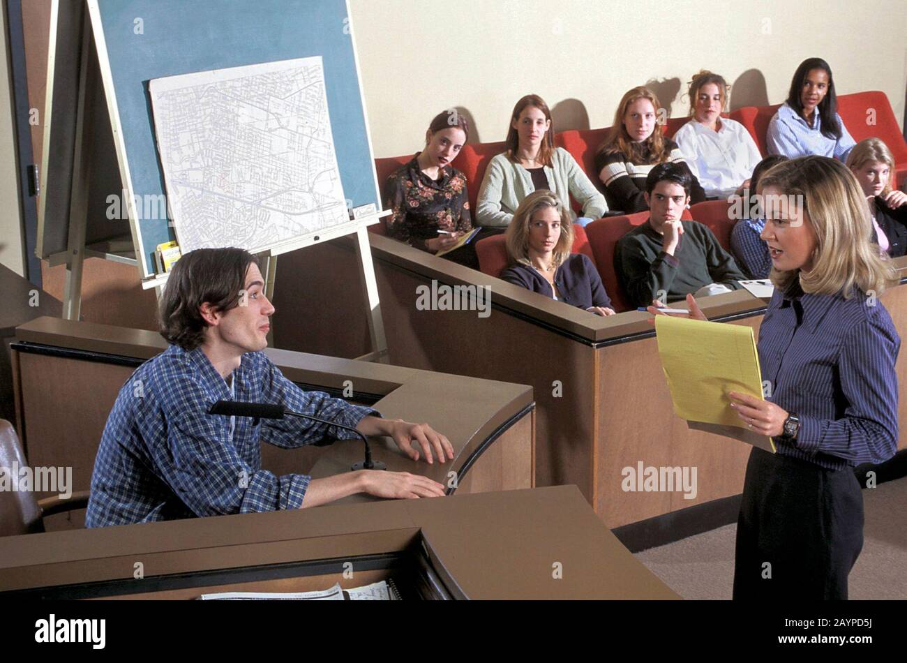 Austin, Texas USA: Gli studenti delle scuole superiori imparano il sistema giudiziario partecipando a un processo fittizio che coinvolge i loro coetanei. ©Bob Daemmrich Foto Stock Austin, Texas USA: Gli studenti delle scuole superiori imparano il sistema giudiziario partecipando a un processo fittizio che coinvolge i loro coetanei. ©Bob Daemmrich Foto Stock