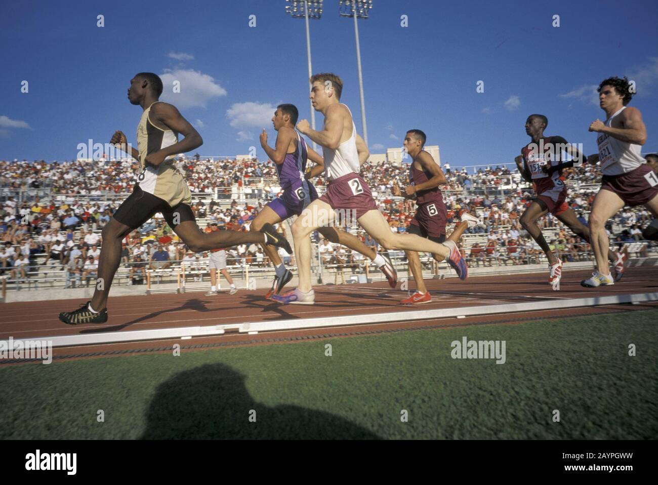 Austin, Texas: Incontro delle finali dell'evento di corsa per ragazzi al campionato di stato delle scuole superiori del Texas. Maggio 2002 ©Bob Daemmrich Foto Stock