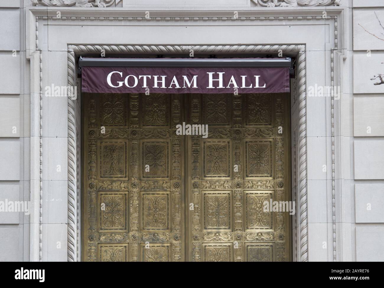 Gotham Hall prende il nome dalla città immaginaria di quel nome. Era meglio conosciuta come la casa del supereroe, Batman, e dei suoi alleati e nemici. Città di New York Foto Stock