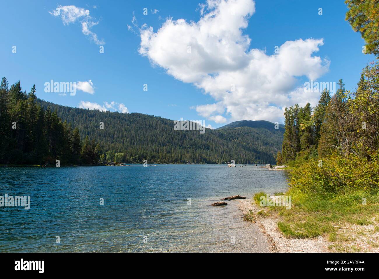 Vista del lago Wenatchee dal Lake Wenatchee state Park, nello stato orientale di Washington, Stati Uniti. Foto Stock