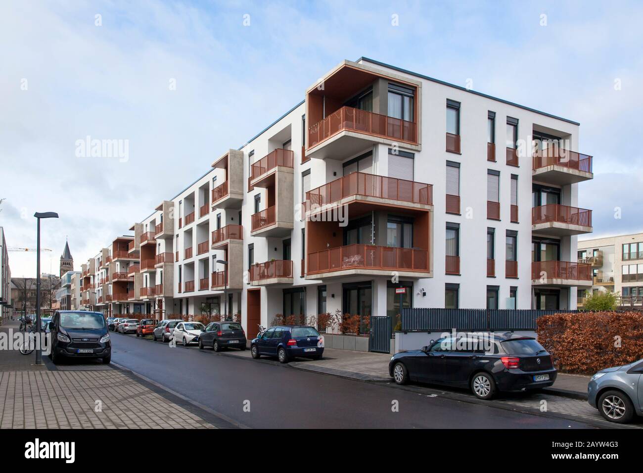 Appartamento edificio Pridion fine sulla strada Josefine-Clouth nel quartiere di Clmouth nel quartiere Nippes, Colonia, Germania. Mehrfamilenhaus Pridion Fi Foto Stock