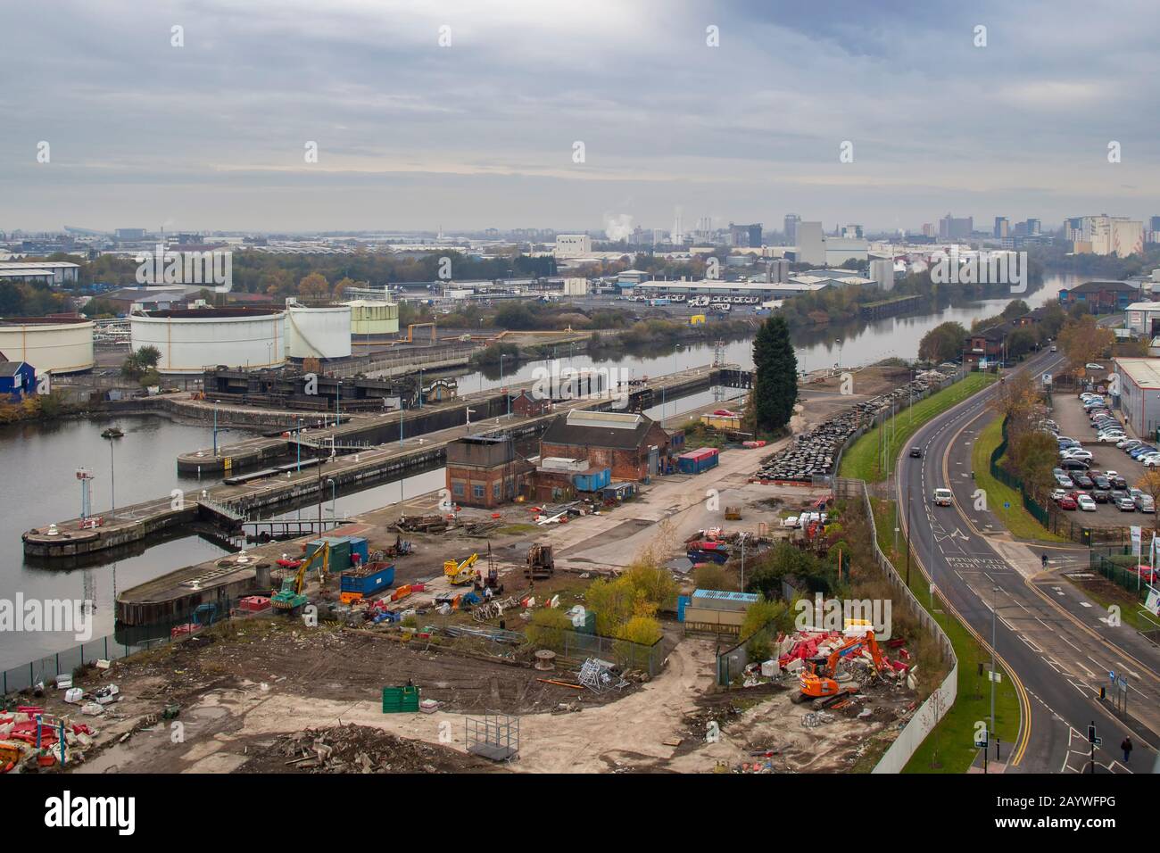 Salford Quays e media City con vista panoramica acroos Salford e Manchester Foto Stock