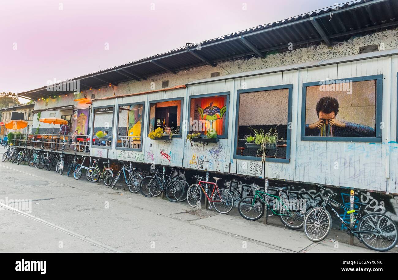emma pea, bar ristorante, gelaende crude, luogo culturale alternativo Foto Stock