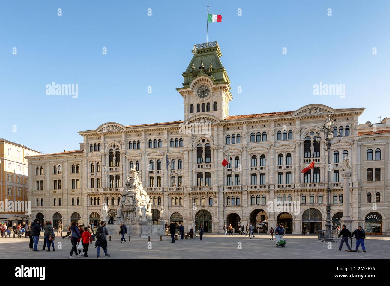 Il Municipio Di Trieste In Piazza Unita D'Italia Foto Stock