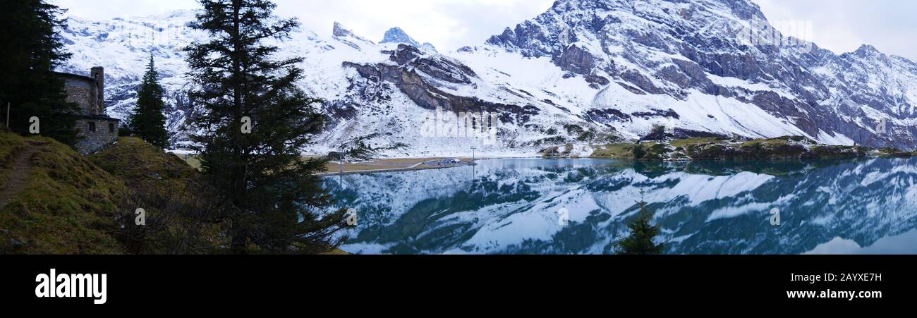 Engelberg, Svizzera: Panorama sul lago Trübsee nell'Oberland Bernese Foto Stock