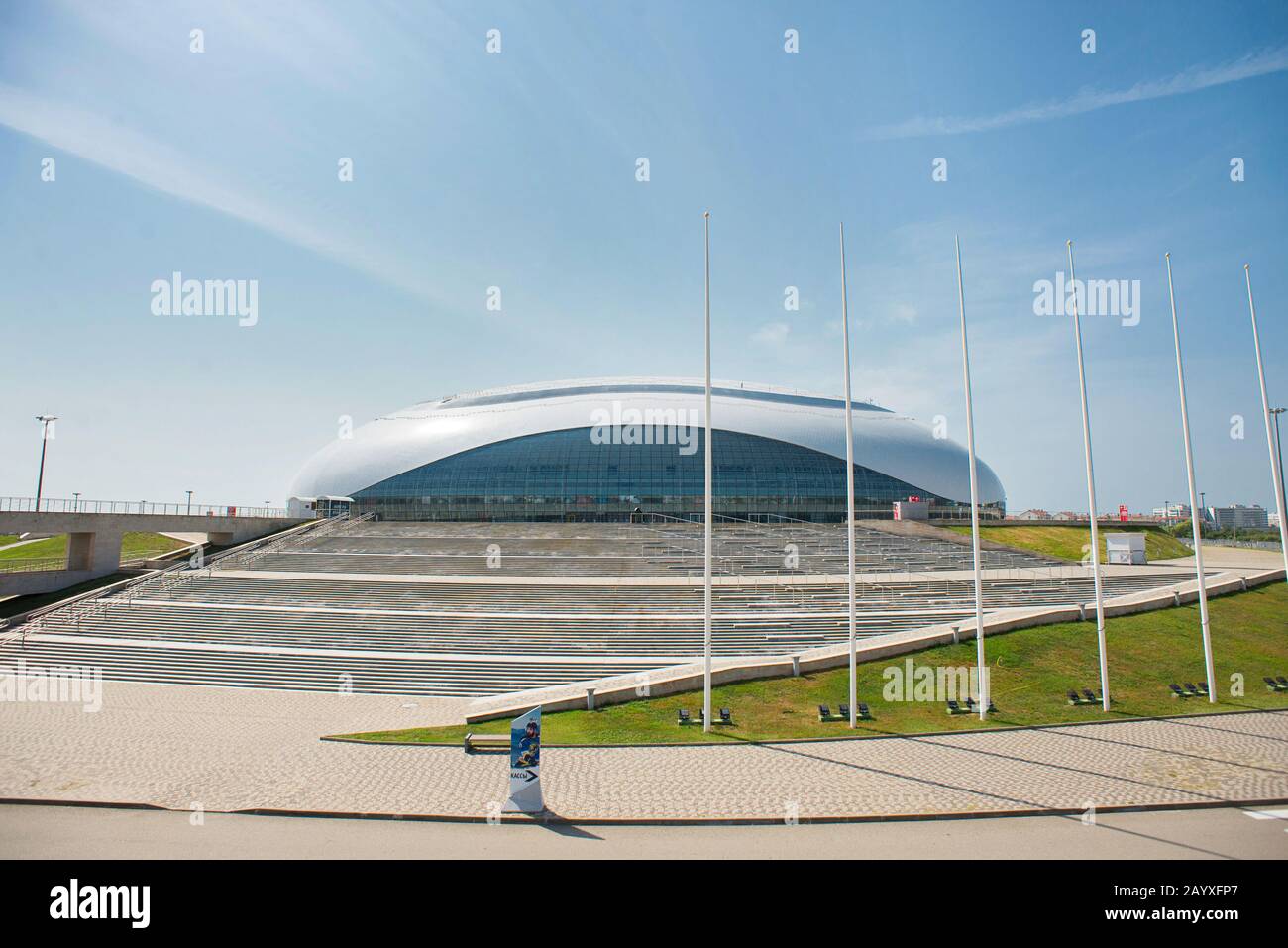 Adler, Sochi, Russia - 6 Settembre 2018: Bolshoy Ice Dome Nel Parco Olimpico Di Sochi. Foto Stock