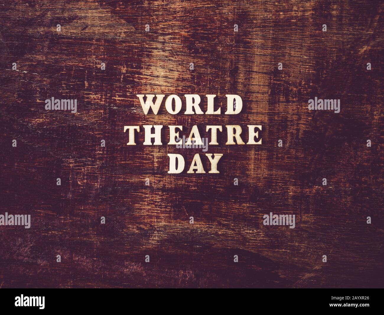 Buona GIORNATA AL TEATRO. Bel biglietto d'auguri. Sfondo isolato Foto Stock