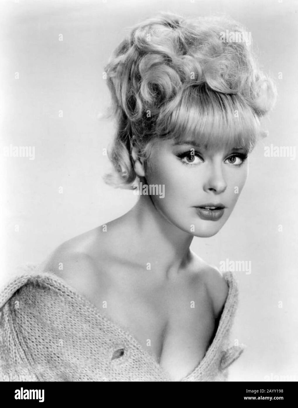 Attrice tedesca Elke SOMMER circa 1965 Foto Stock