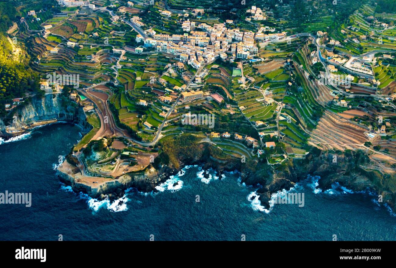 Veduta aerea, terreno terrazato a Place Banyalbufar, Europa, Isole Baleari, Spagna, piattaforma Di Osservazione, Banyalbufar, ES, Espana, Costa, Coastal reg Foto Stock
