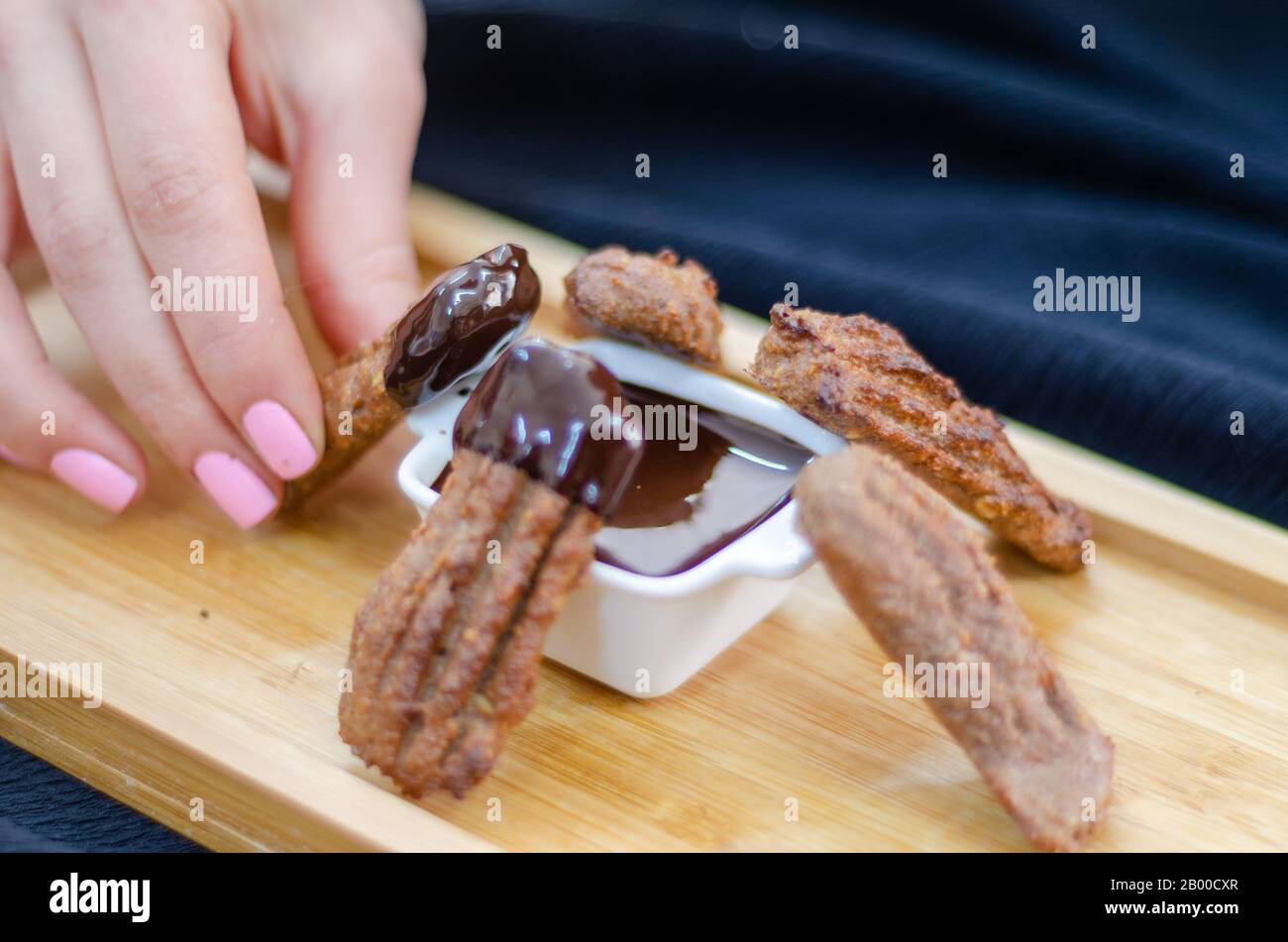 Cucina senza glutine sul tavolo in legno. Foto Stock