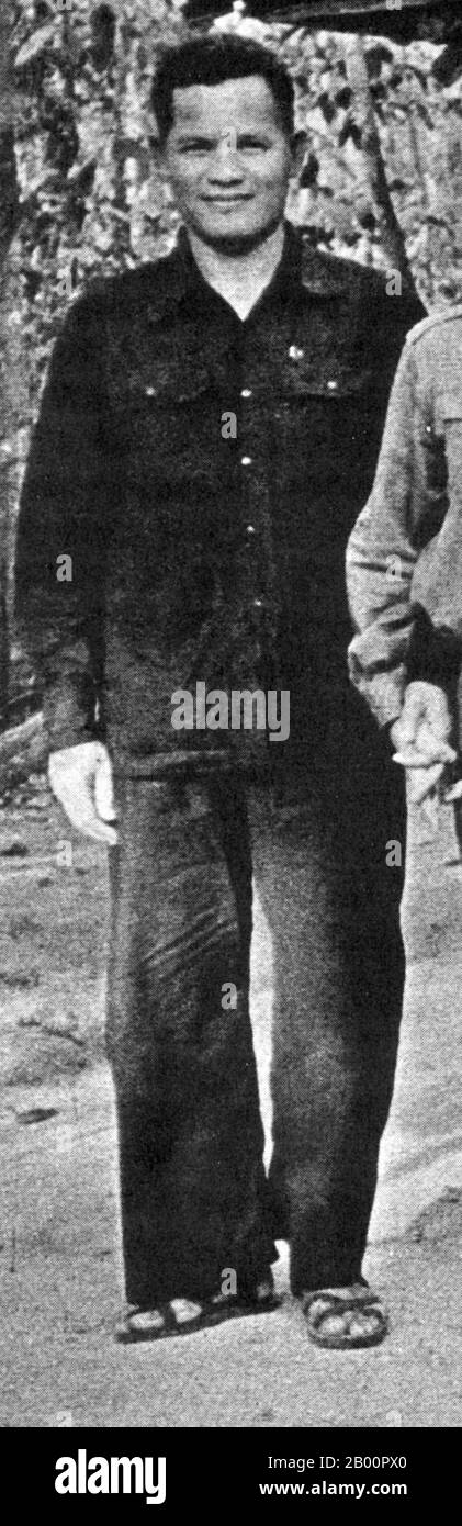 Cambogia: Hou Yuon (1930-1975), membro senior del Partito comunista di Kampuchei (Khmer Rossi). Hou Yuon era un veterano del movimento comunista in Cambogia, ed era di discendenza sino-Khmer. Membro senior del Partito Comunista di Kampuchea, conosciuto anche come Khmer Rouge, ha servito in diversi incarichi ministeriali durante gli anni 60 (come membro del governo non comunista del Principe Norodom Sihanouk) e gli anni 70. HU Yuon si scontrò ripetutamente con altri membri della leadership dei Khmer Rossi su questioni politiche, ed è stato giustiziato nel 1975 apparentemente per essersi opposto all'evacuazione forzata di Phnom Penh. Foto Stock