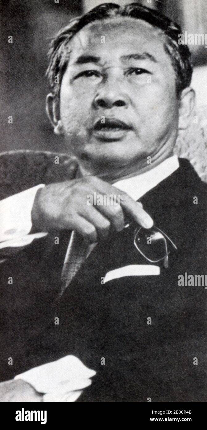Cambogia: Il generale Lon Nol condusse un colpo di stato militare contro il principe Norodom Sihanouk e divenne presidente della Repubblica Khmer (1970-1975). LON Nol (13, ​November novembre 1913 – 17 novembre 1985) è stato un . Condusse un colpo di stato militare contro il principe Norodom Sihanouk e divenne presidente della Repubblica Khmer. LON Nol fuggì dalla Cambogia nell'aprile del 1975, prima stabilendosi alle Hawaii e poi a Fullerton, California. Morì il 17 novembre 1985. Foto Stock