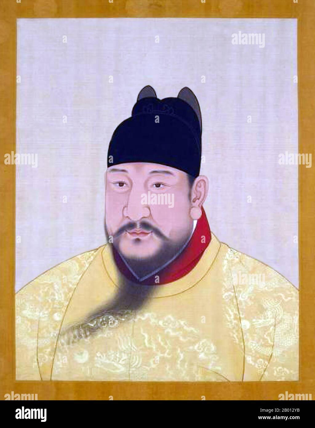Cina: L'imperatore Hongxi, 4 ° sovrano della dinastia Ming (r. 1424-1425). Pittura a chiocciola sospesa, XV-XVII secolo. L'Imperatore Hongxi (1378-1425), nome personale Zhu Gaochi e nome del tempio Renzong, fu il quarto imperatore della dinastia Ming. Il suo nome d'epoca significa "molto luminoso". Come figlio maggiore dell'imperatore YDongle, ha spesso agito come reggente a Nanjing o a Pechino durante le campagne militari del nord del padre. Come imperatore, trasferì la capitale a Nanjing da Pechino, e abolì il commercio di frontiera del tè per i cavalli. Morì però di un attacco di cuore un anno nel suo regno. Foto Stock