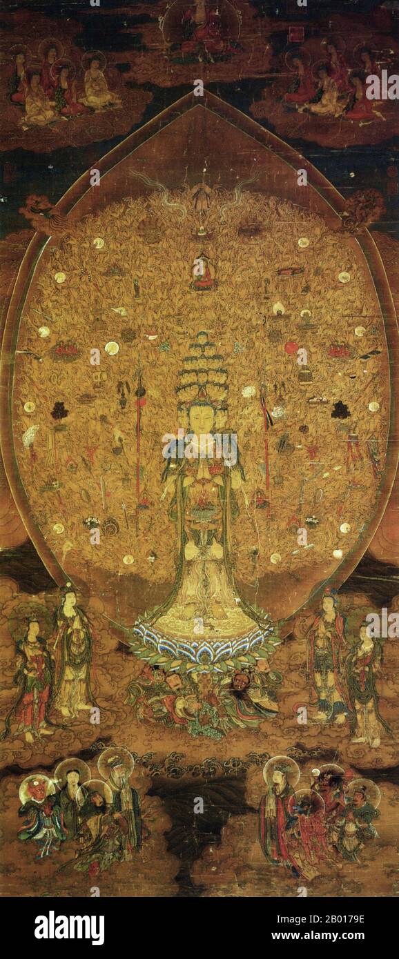 Cina: 'Guan Yin di mille braccia e occhi'. Dipinto a spirale sospeso, 12th secolo. Guan Yin (Guanyin), conosciuto anche come Kuan Yin e Guanshiyin, è il bodhisattva della misericordia e della compassione nel buddismo. L'equivalente dell'Asia orientale di Avalokitesvara, è particolarmente popolare nella religione popolare cinese. Fu chiamata la "dea della misericordia" dai missionari gesuiti in Cina. Era un personaggio centrale nell'epica mitologica cinese "viaggio verso l'Occidente". Foto Stock Cina: 'Guan Yin di mille braccia e occhi'. Dipinto a spirale sospeso, 12th secolo. Guan Yin (Guanyin), conosciuto anche come Kuan Yin e Guanshiyin, è il bodhisattva della misericordia e della compassione nel buddismo. L'equivalente dell'Asia orientale di Avalokitesvara, è particolarmente popolare nella religione popolare cinese. Fu chiamata la "dea della misericordia" dai missionari gesuiti in Cina. Era un personaggio centrale nell'epica mitologica cinese "viaggio verso l'Occidente". Foto Stock
