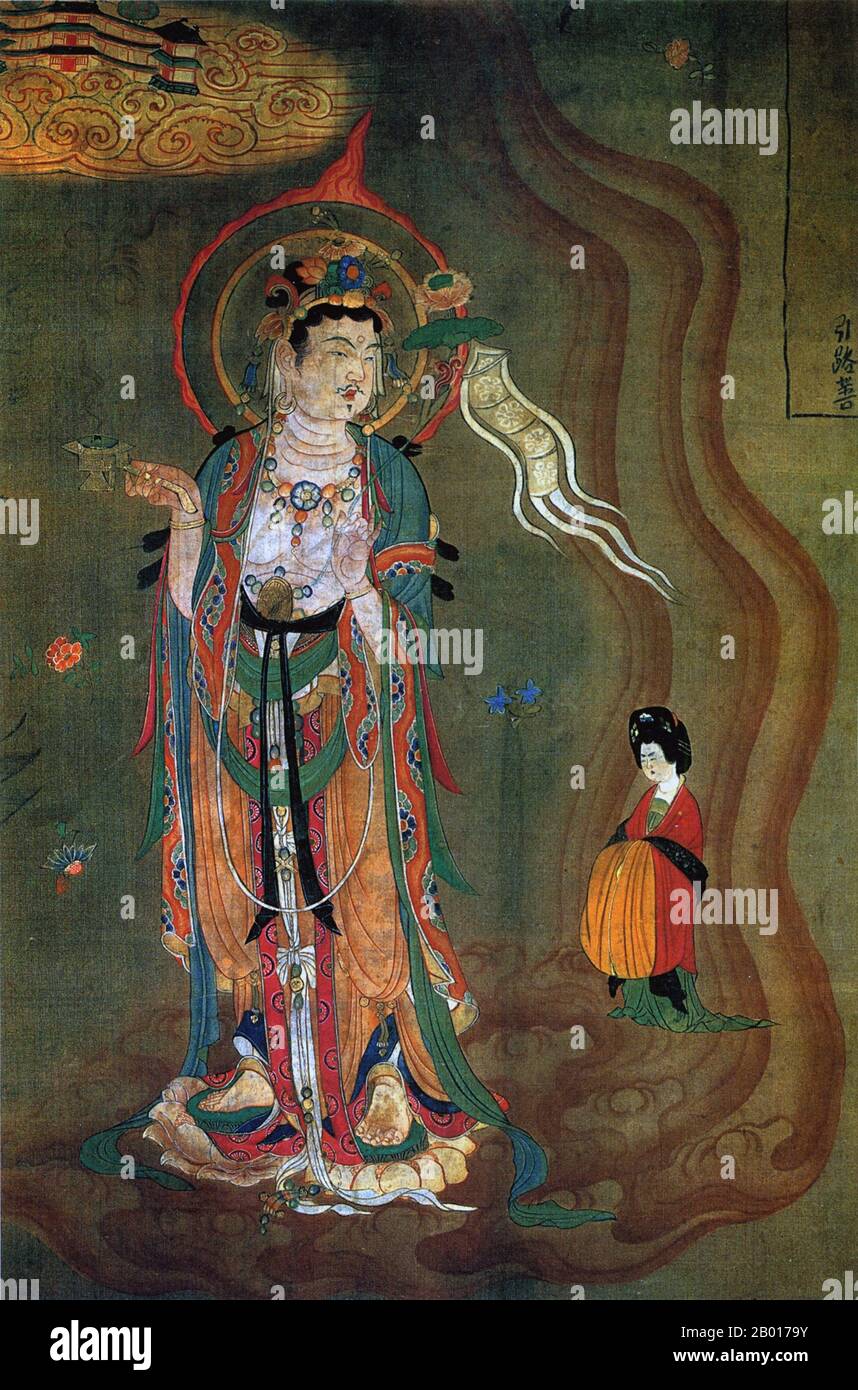 Cina: 'Bodhisattva in prima linea'. Dipinto a spirale pensile, Mogao Cave 17, Dunhuang, c.. 875. Dettaglio di un murale che mostra una donna donatrice alle grotte di Mogao che è portato in paradiso dal bodhisattva Avalokitesvara come ricompensa per il suo merito fare. Guan Yin (Guanyin), conosciuto anche come Kuan Yin e Guanshiyin, è il bodhisattva della misericordia e della compassione nel buddismo. L'equivalente dell'Asia orientale di Avalokitesvara, è particolarmente popolare nella religione popolare cinese. Fu chiamata la "dea della misericordia" dai missionari gesuiti in Cina. Foto Stock