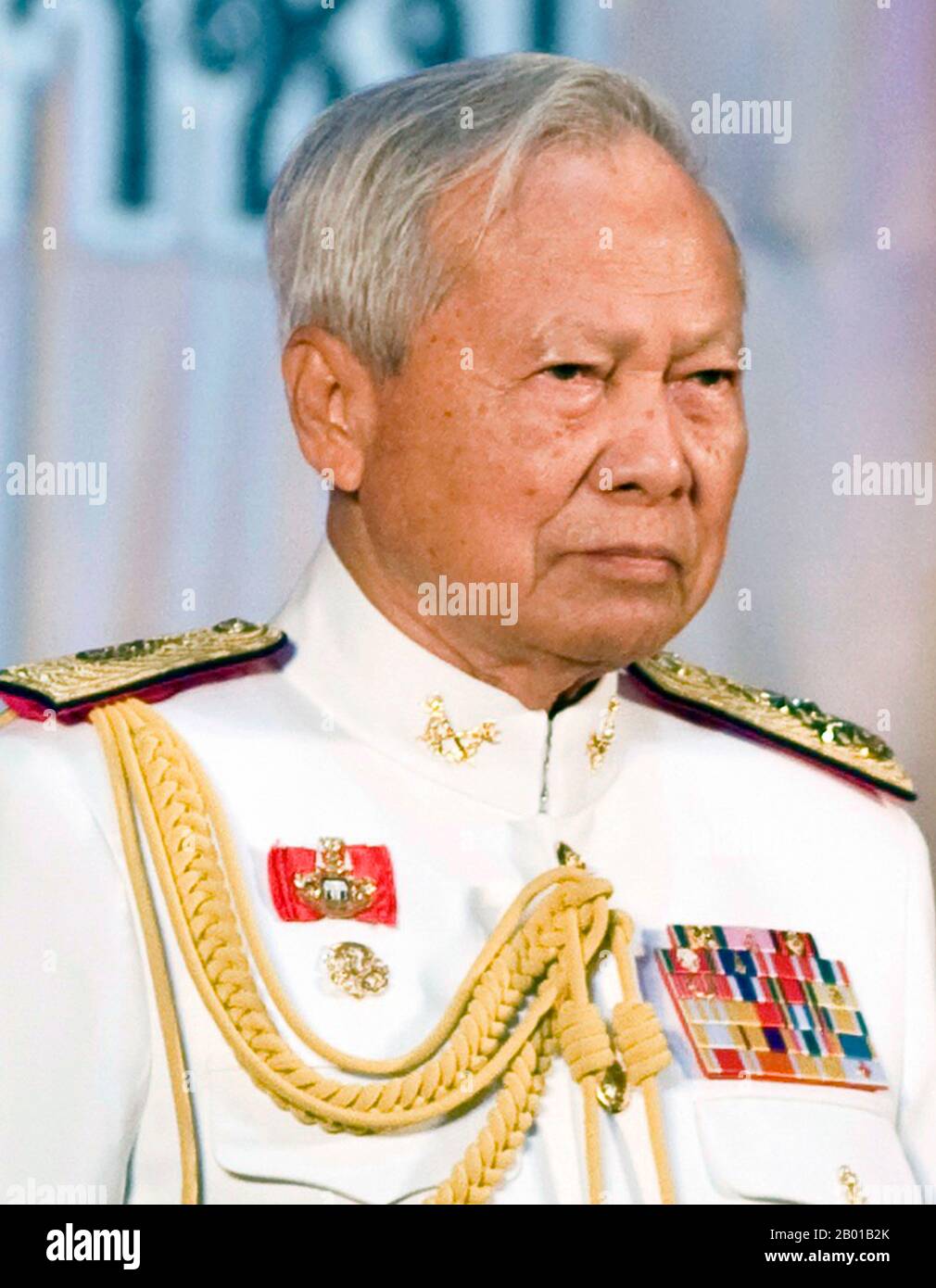 Thailandia: Generale Prem Tinsulanonda (26 agosto 1920 - 26 maggio 2019), primo Ministro della Thailandia (r. 1980-1988). Foto del Govt. Di Thailandia (CC BY licenza 2,0), c.. 2010. Il generale Prem Tinsulanonda era un ufficiale militare tailandese in pensione che serviva come primo Ministro della Thailandia dal 3 marzo 1980 al 4 agosto 1988. Ha servito come capo del Consiglio Privy del re di Thailandia, Bhumibol Adulyadej (Rama IX). Prem, in qualità di capo del Consiglio Privy, era un leader nella promozione delle ideologie e dei progetti reali del re Bhumibol, anche se a volte si rappresentava come la voce del re. Foto Stock