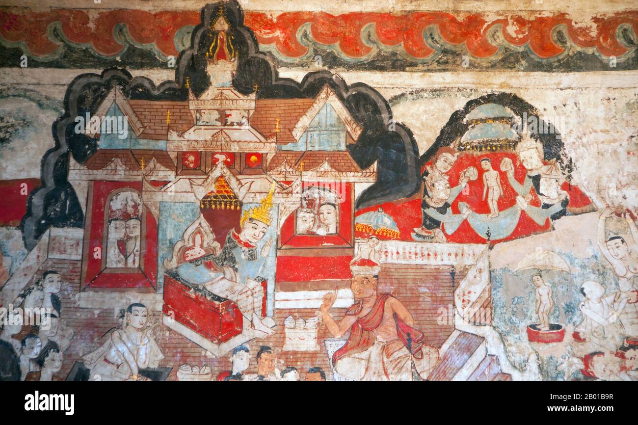 Thailandia: Scena del palazzo, murale del muro meridionale, Wat Buak Khrok Luang, Chiang mai. Wat Buak Khrok Luang, situato in Ban Buak Khrok Luang Moo 1, Chiang mai – Sankamphaeng Road, Chiang mai, è un piccolo e tipico tempio buddista tailandese settentrionale. Si ritiene che sia stato fondato nel 15th ° secolo durante il periodo del regno indipendente LAN Na (1292-1558), ed è stato ampiamente restaurato durante il regno di Chao Kaew Naowarat (r. 1911-1939), l'ultimo re di Chiang mai. Il tempio è principalmente degno di nota per il suo viharn principale, che è puramente LAN Na in ispirazione. Foto Stock