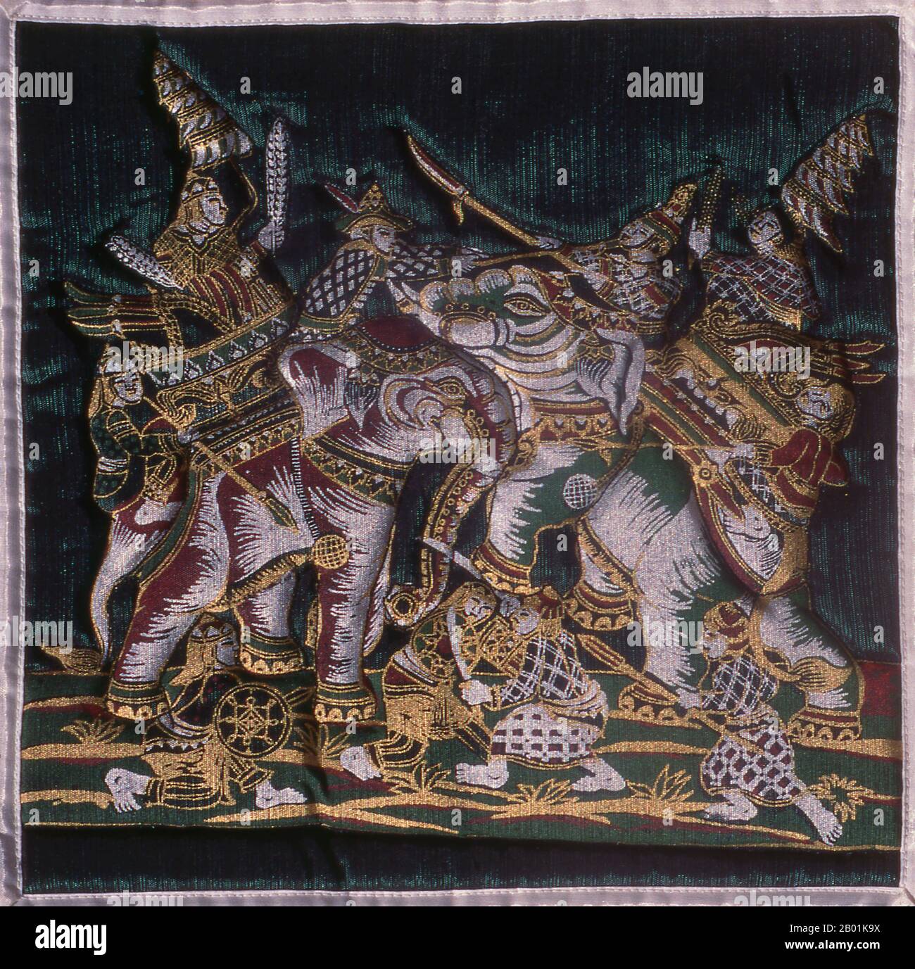 Thailandia: Un disegno di cuscino di seta che mostra il re Naresuan del Siam (1555/1556 - 25 aprile 1605) che sconfigge e uccide il principe ereditario birmano Minchit Sra in combattimento con elefanti nella battaglia di Nong sarai, 1593. Nel 1592, Nanda Bayin ordinò a suo figlio Minchit Sra di attaccare Ayutthaya. L'esercito siamese, al comando di re Naresuan, incontrò l'esercito birmano a Nong sarai lunedì 18 gennaio 1593. La battaglia personale tra Naresuan e Minchit Sra è ora una scena storica altamente romanticizzata conosciuta come Yuddhahatthi, la battaglia degli elefanti Foto Stock
