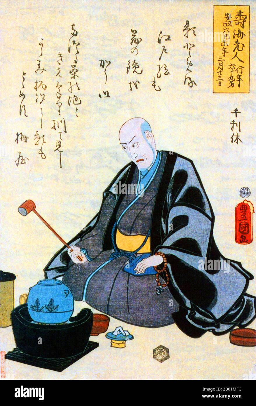 Giappone: Ukiyo-e Woodblock print of Sen no Rikyu (1522 - 21 aprile 1591), Japanese Tea Master, 1859. SEN no Rikyū, noto anche semplicemente come Sen Rikyū, è considerato la figura storica con la più profonda influenza sul chanoyu, la "via del tè" giapponese, in particolare la tradizione del wabi-cha. Fu anche il primo a sottolineare diversi aspetti chiave della cerimonia, tra cui la semplicità rustica, la prontezza di approccio e l'onestà di sé. Originari del periodo Edo e del periodo Muromachi, questi aspetti della cerimonia del tè persistono ancora oggi. Foto Stock