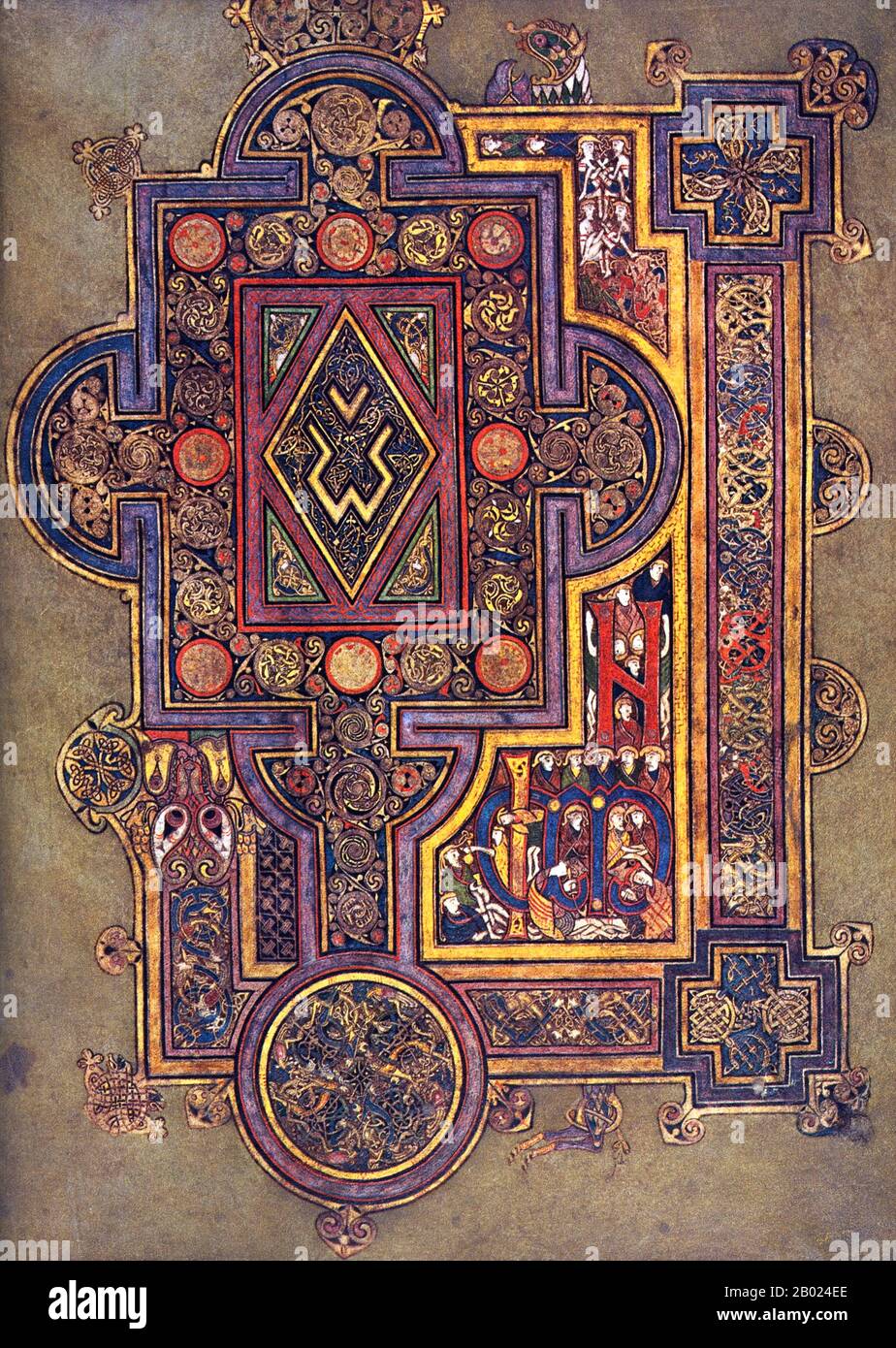 Irlanda/Scozia: La parola di apertura del Vangelo di San Luca. Contr. 188 R. The Book of Kells, c. 800 d.C. Il Libro di Kells (irlandese: Leabhar Cheanannais) (Dublino, Trinity College Library, MS A. I. (58), a volte noto come il Libro di Columba) è un manoscritto miniato evangelico in latino, contenente i quattro Vangeli del nuovo Testamento insieme a vari testi e tabelle prefatori. Fu creato dai monaci celtici intorno al 800 o poco prima. Il testo dei Vangeli è in gran parte tratto dalla Vulgata, anche se include anche diversi passaggi tratti da versioni precedenti della Bibbia. Foto Stock
