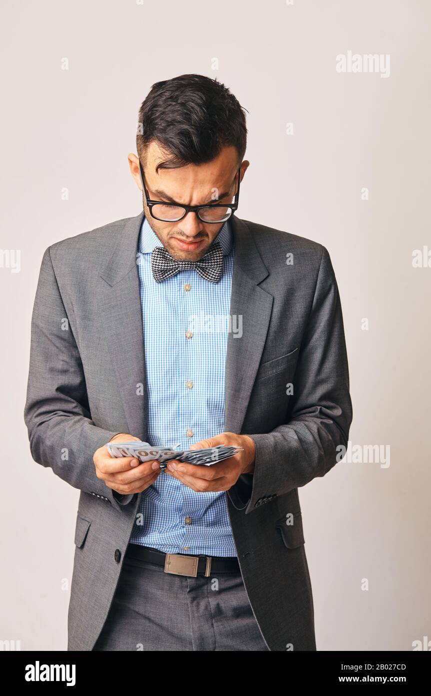 il giovane uomo d’affari ha appena fatto molto denaro Foto Stock