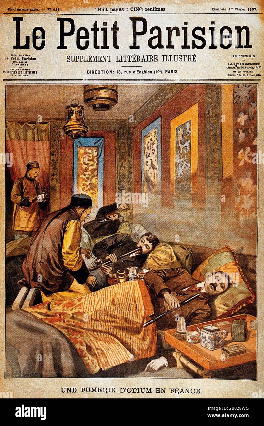 Francia/Cina: Una tana di oppio in Francia, come raffigurato da "le Petit Parisien", 1907. Papavero da oppio, Papaver somniferum, è la specie di pianta da cui vengono estratti oppio e semi di papavero. L'oppio è la fonte di molti oppiacei, tra cui morfina, tebaina, codeina, papaverina, e noscapina. Il nome botanico latino significa "papavero che porta il sonno", riferendosi alle proprietà sedative di alcuni di questi oppiacei. Foto Stock