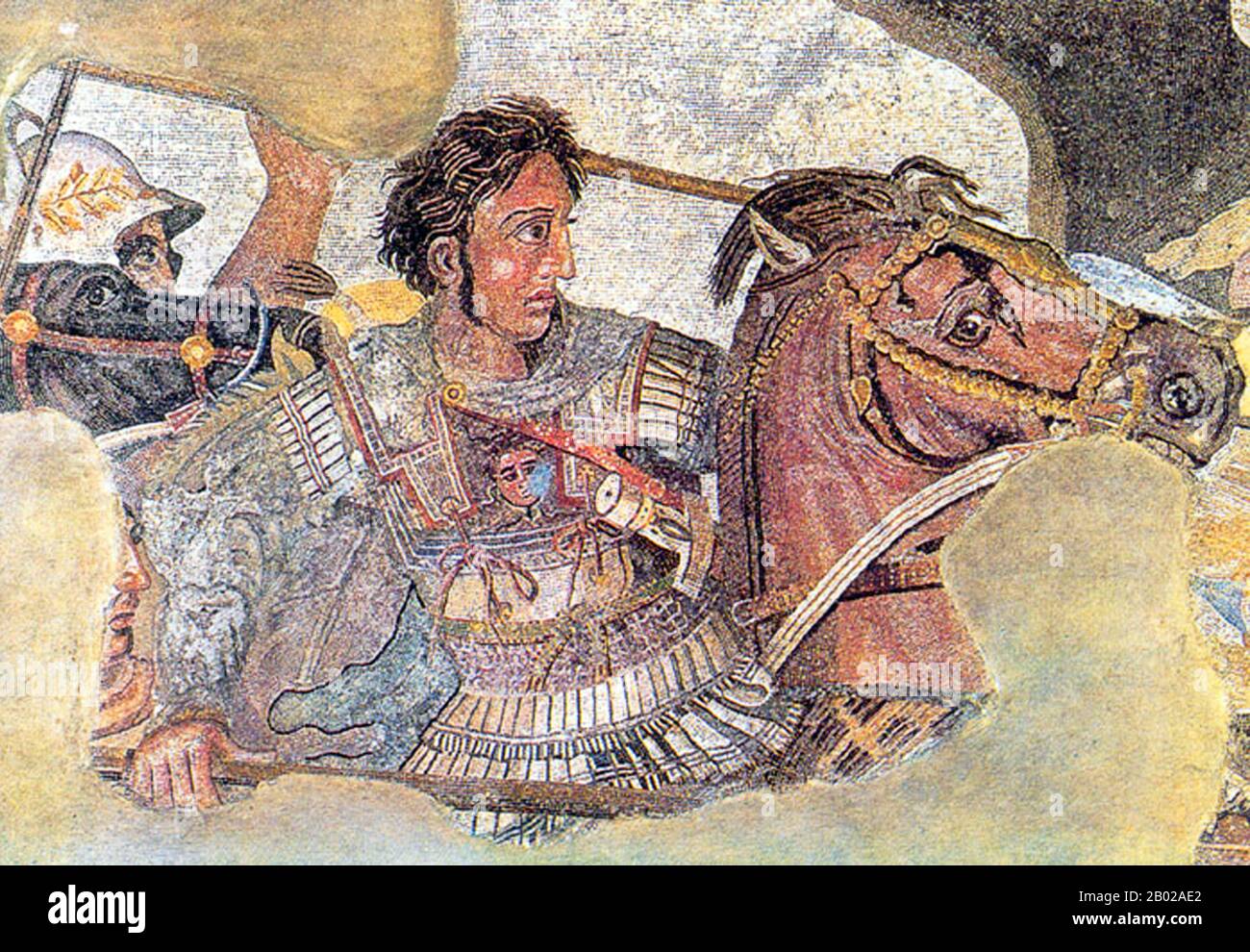 Italia/Macedonia: Il "mosaico di Alessandro" che si crede raffigurasse Alessandro Magno sconfiggendo Dario III di Persia nella battaglia di Isso, 333 a.C. Mosaico a pavimento da Pompei, 100 a.C. circa. Il mosaico di Alessandro, databile intorno al 100 a.C., è un mosaico di pavimento romano originario della Casa dei Fauno di Pompei. Esso raffigura una battaglia tra gli eserciti di Alessandro Magno e Dario III di Persia e misura 2,72 x 5,13 m (8 piedi 11 pollici x 16 piedi 9 pollici). L'originale è conservato nel Museo Archeologico Nazionale di Napoli. Si ritiene che il mosaico sia la copia di un dipinto ellenistico dell'inizio del III secolo a.C. Foto Stock