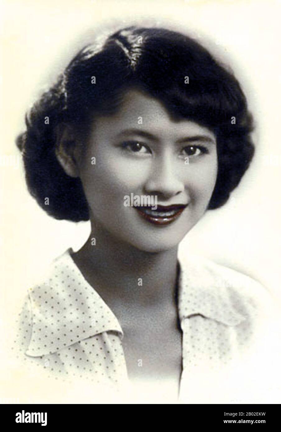 Galyani Vadhana, la principessa di Narathiwat (Thai: กัลยาณิวัฒนา; RTGS: Kanlayaniwattana; 6 maggio 1923 – 2 gennaio 2008) è stata una principessa della Thailandia e la sorella maggiore di re Ananda Mahidol (Rama VIII) e re Bhumibol Adulyadej (Rama IX). Era anche una nipote diretta del re Chulalongkorn (Rama V). Foto Stock