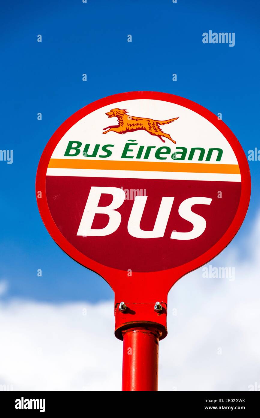 Bus Éireann è un operatore di autobus e pullman che fornisce servizi in tutta la Repubblica d'Irlanda. È una filiale di Córas Iompair Éireann. Foto Stock